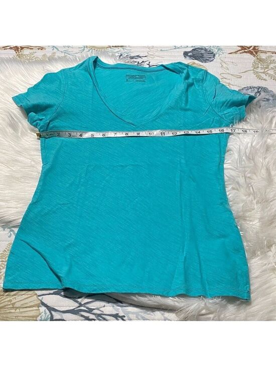 Patagonia Tops - Patagonia Aqua Short Sleeve Tee
